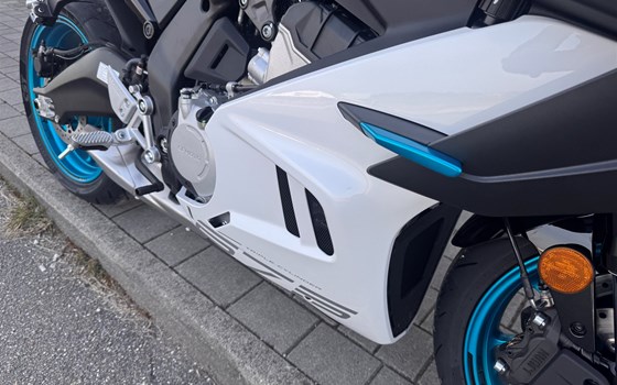 Neufahrzeug CFMOTO 675SR-R - Bild 6