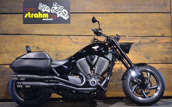 Motorrad Occasion Victory Hammer 8-Ball - Bild 2