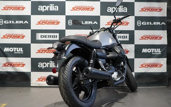 Neufahrzeug Moto Guzzi V7 Stone - Bild 8