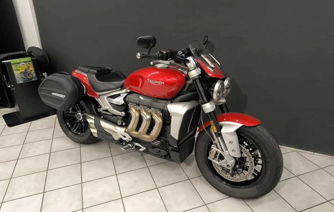 Triumph Rocket 3 R