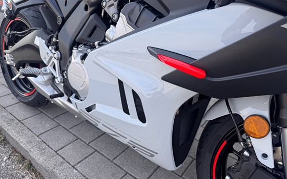 Neufahrzeug CFMOTO 675SR-R - Bild 7