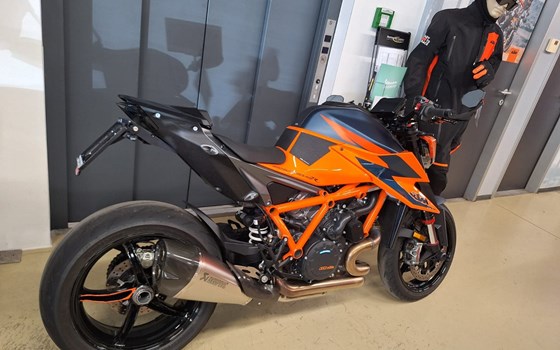 Gebrauchtmotorrad KTM 1290 Super Duke R - Bild 3