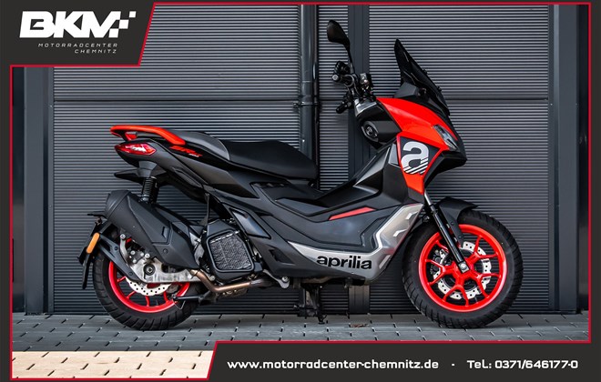 Aprilia SR GT Sport 200