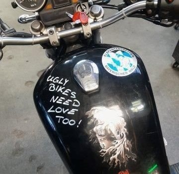 Gebrauchtmotorrad Honda VF 750 C Magna - Bild 2