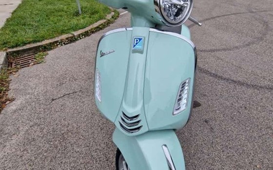 Gebrauchtmotorrad Vespa 125 GT - Bild 2