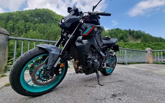 Gebrauchtmotorrad Yamaha MT-09 - Bild 3