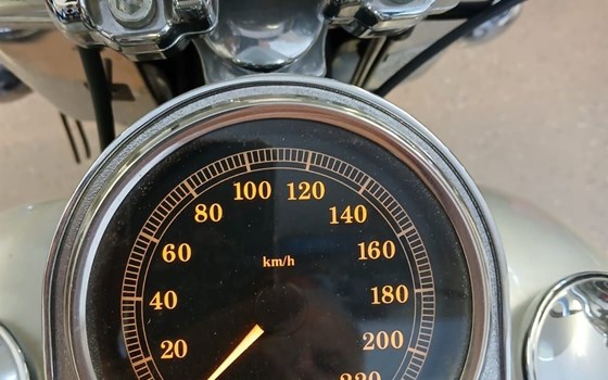 Gebrauchtmotorrad Harley-Davidson Softail Standard FXST - Bild 3