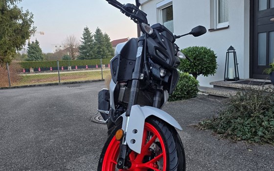Gebrauchtmotorrad Yamaha MT-125 - Bild 1