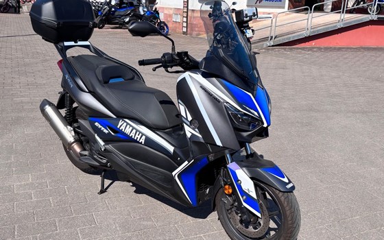 Gebrauchtmotorrad Yamaha XMAX 125 - Bild 2