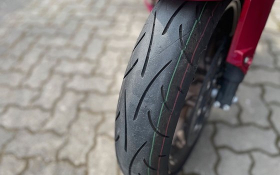 Gebrauchtmotorrad Honda CB650R - Bild 6