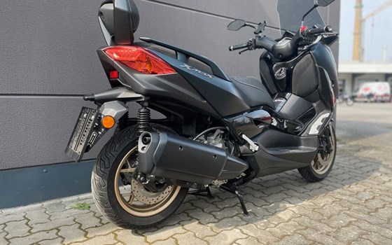 Gebrauchtmotorrad Yamaha XMAX 300 Tech MAX - Bild 6