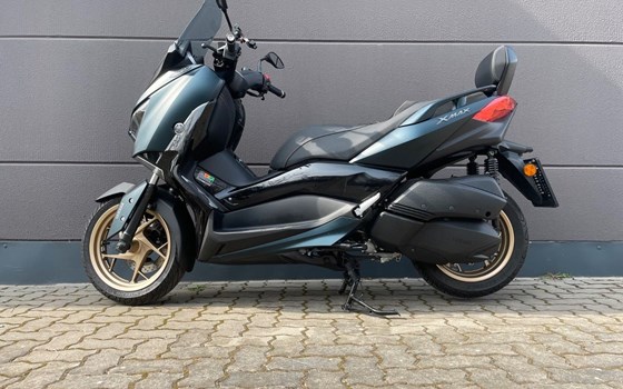 Gebrauchtmotorrad Yamaha XMAX 300 Tech MAX - Bild 9