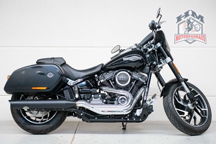 Harley-Davidson Softail Sport Glide FLSB