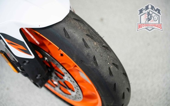 Gebrauchtmotorrad KTM 890 Duke R - Bild 13