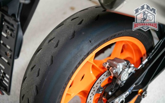 Gebrauchtmotorrad KTM 890 Duke R - Bild 14