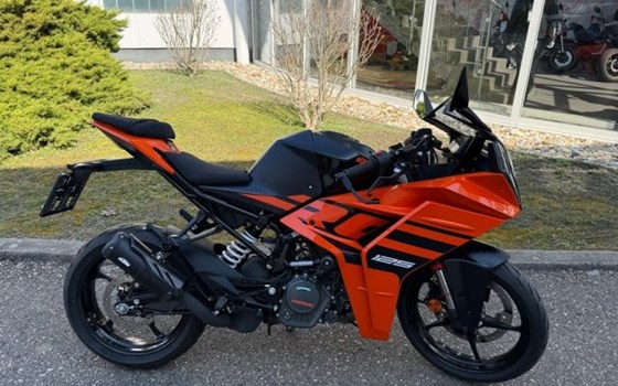 Gebrauchtmotorrad KTM RC 125 - Bild 1