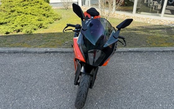 Gebrauchtmotorrad KTM RC 125 - Bild 2
