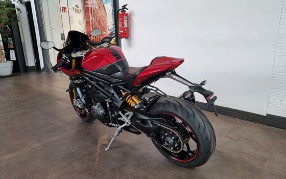 Gebrauchtmotorrad Triumph Speed Triple R - Bild 4