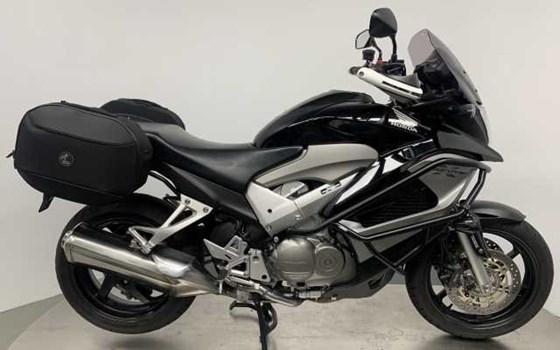 Gebrauchtmotorrad Honda VFR800X Crossrunner - Bild 2