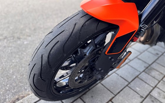 Gebrauchtmotorrad KTM 890 Duke - Bild 12