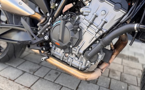 Gebrauchtmotorrad KTM 890 Duke - Bild 8