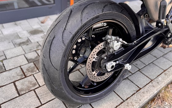 Gebrauchtmotorrad KTM 890 Duke - Bild 9