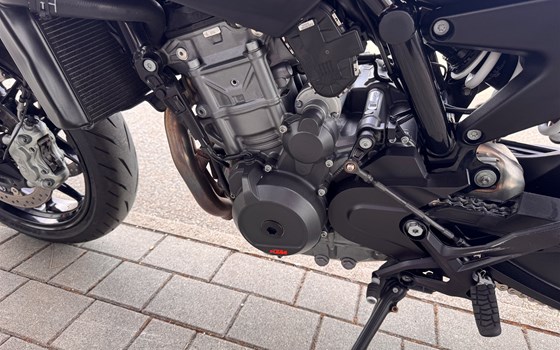 Gebrauchtmotorrad KTM 890 Duke - Bild 12