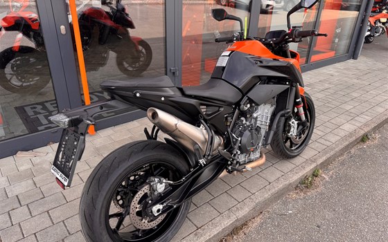 Gebrauchtmotorrad KTM 890 Duke - Bild 3