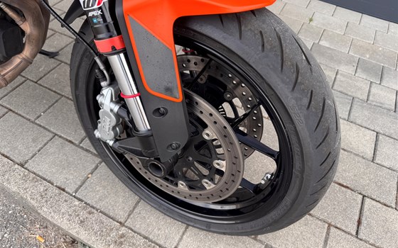 Gebrauchtmotorrad KTM 890 Duke - Bild 8