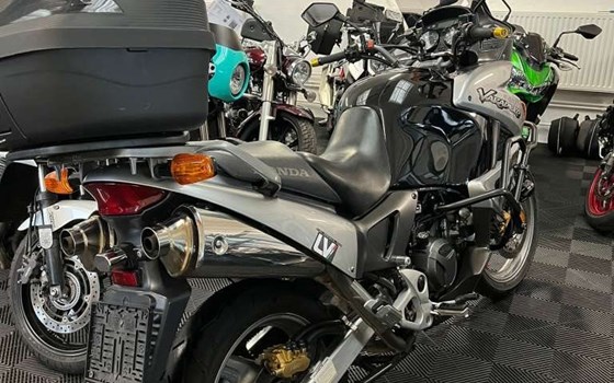 Gebrauchtmotorrad Honda XL 1000 V Varadero - Bild 2