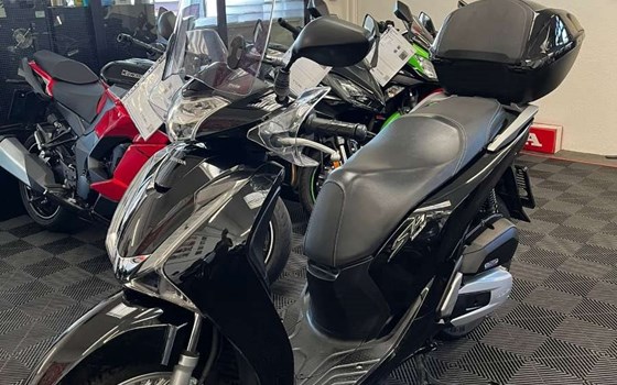 Gebrauchtmotorrad Honda SH150i - Bild 4