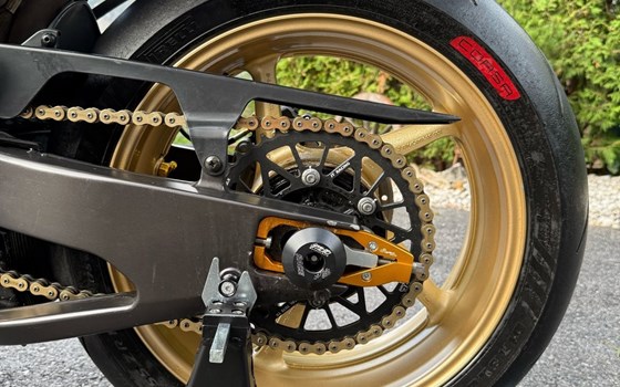 Gebrauchtmotorrad Yamaha R1 - Bild 8