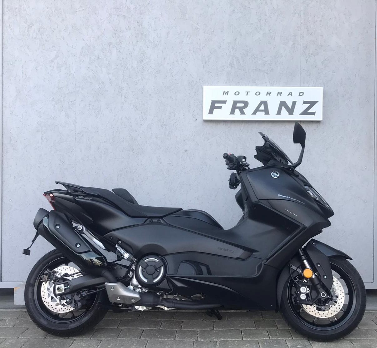 Yamaha TMAX 560