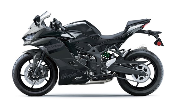 Neufahrzeug Kawasaki Ninja ZX-4RR - Bild 11