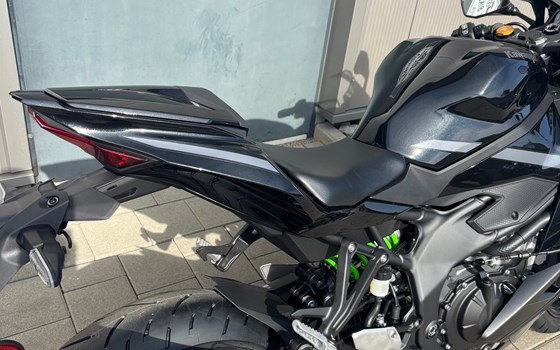 Neufahrzeug Kawasaki Ninja ZX-4RR - Bild 8