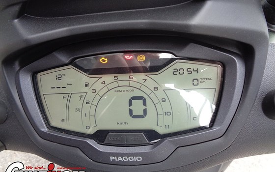 Neufahrzeug Piaggio Beverly 400 S - Bild 6