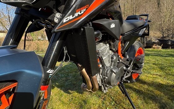 Gebrauchtmotorrad KTM 890 Duke R - Bild 4
