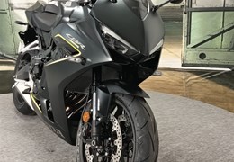 Gebrauchte Honda CBR650R E-Clutch