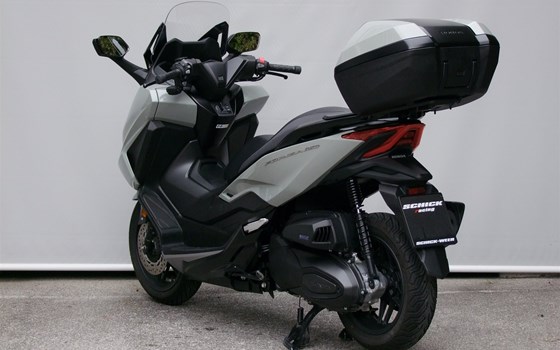 Gebrauchtmotorrad Honda Forza 350 - Bild 5