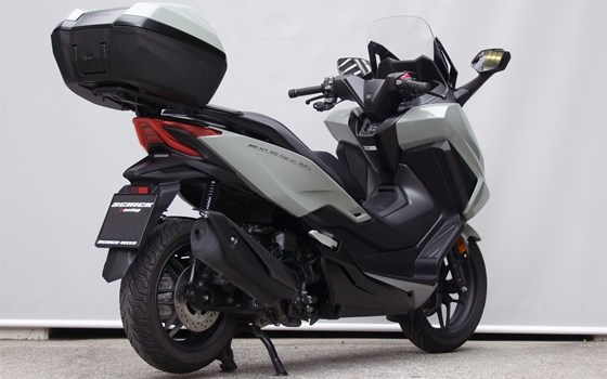 Gebrauchtmotorrad Honda Forza 350 - Bild 9