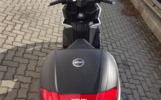 Gebrauchtmotorrad Sym Joyride 300 - Bild 6