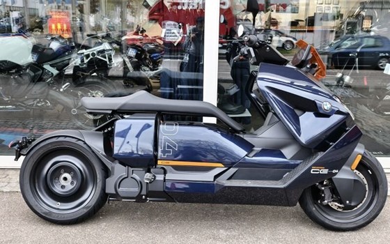 Gebrauchtmotorrad BMW CE 04 - Bild 2