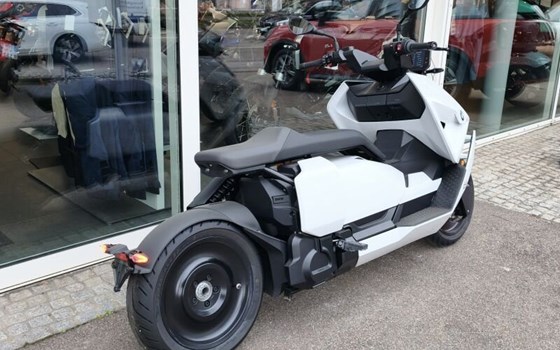 Gebrauchtmotorrad BMW CE 04 - Bild 3