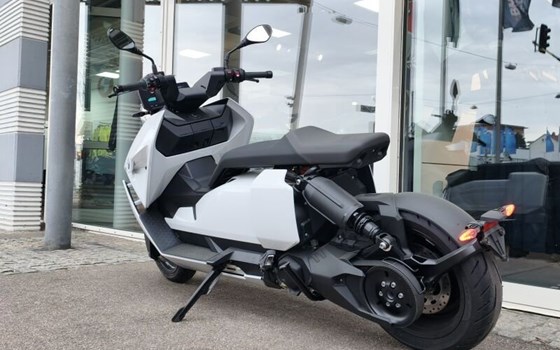 Gebrauchtmotorrad BMW CE 04 - Bild 4