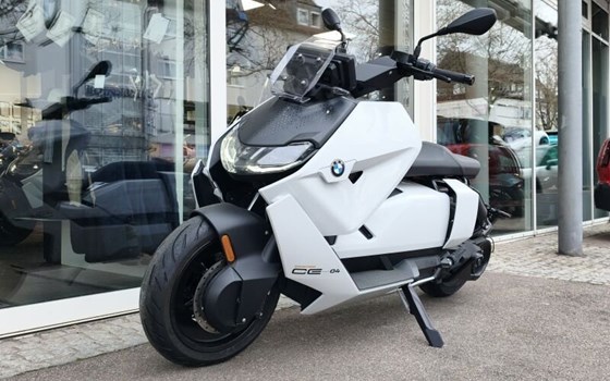 Gebrauchtmotorrad BMW CE 04 - Bild 6