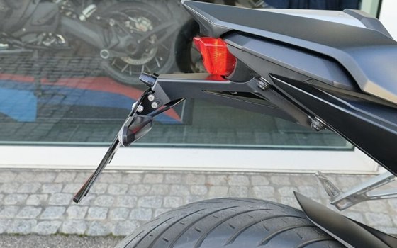 Gebrauchtmotorrad Honda CB650R - Bild 5