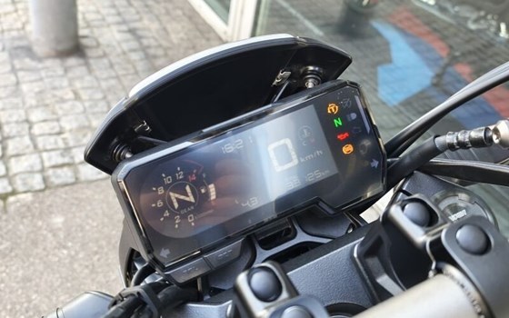 Gebrauchtmotorrad Honda CB650R - Bild 8