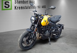 Neumotorrad Triumph Trident 660