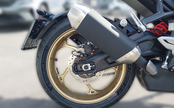 Neufahrzeug Triumph Trident 800 - Bild 10