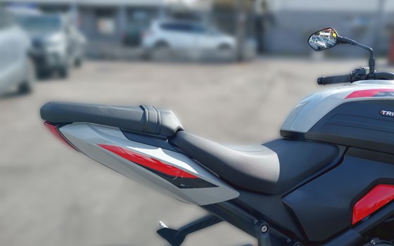 Neufahrzeug Triumph Trident 800 - Bild 11